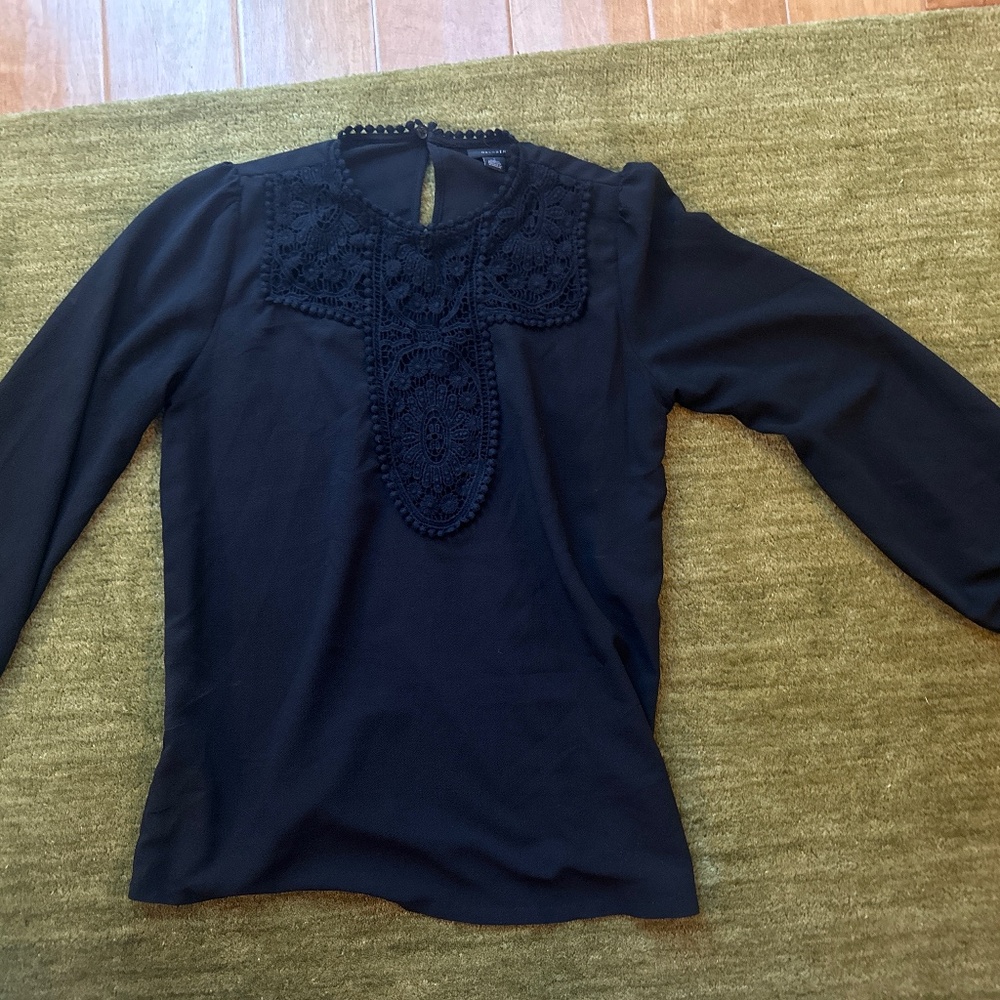 Black Halogen blouse with lace detailing